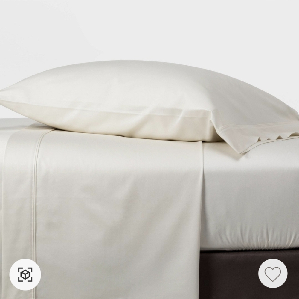 Queen solid performance sheet set-sour cream